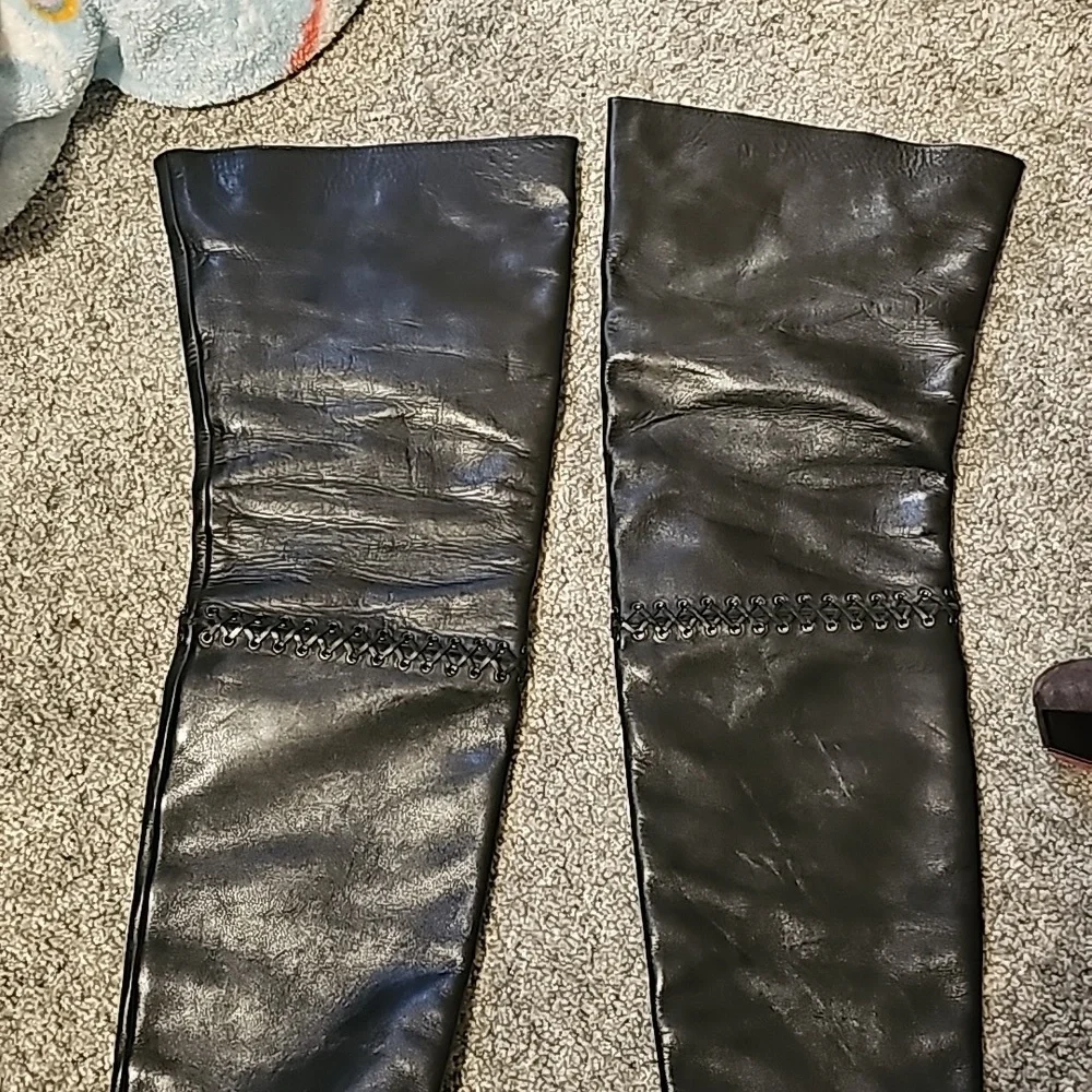 Christian louboutin black thigh high boots - Picture 2 of 16